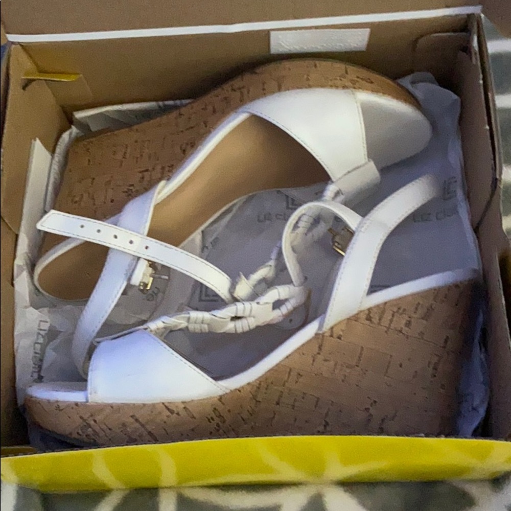 Wedge heels